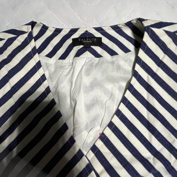 Talbots 3/4 length sleeve button jacket. - Picture 5 of 9